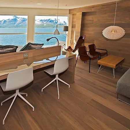 Malangen 4* Mestervik