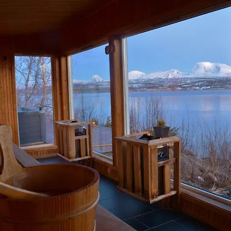 منتجع Malangen Mestervik